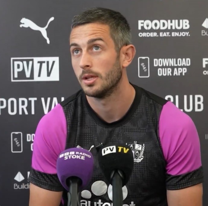 維爾港隊(duì)長談對阿森納：格林斯比擊敗了曼聯(lián)，我們?yōu)槭裁床荒苴A？