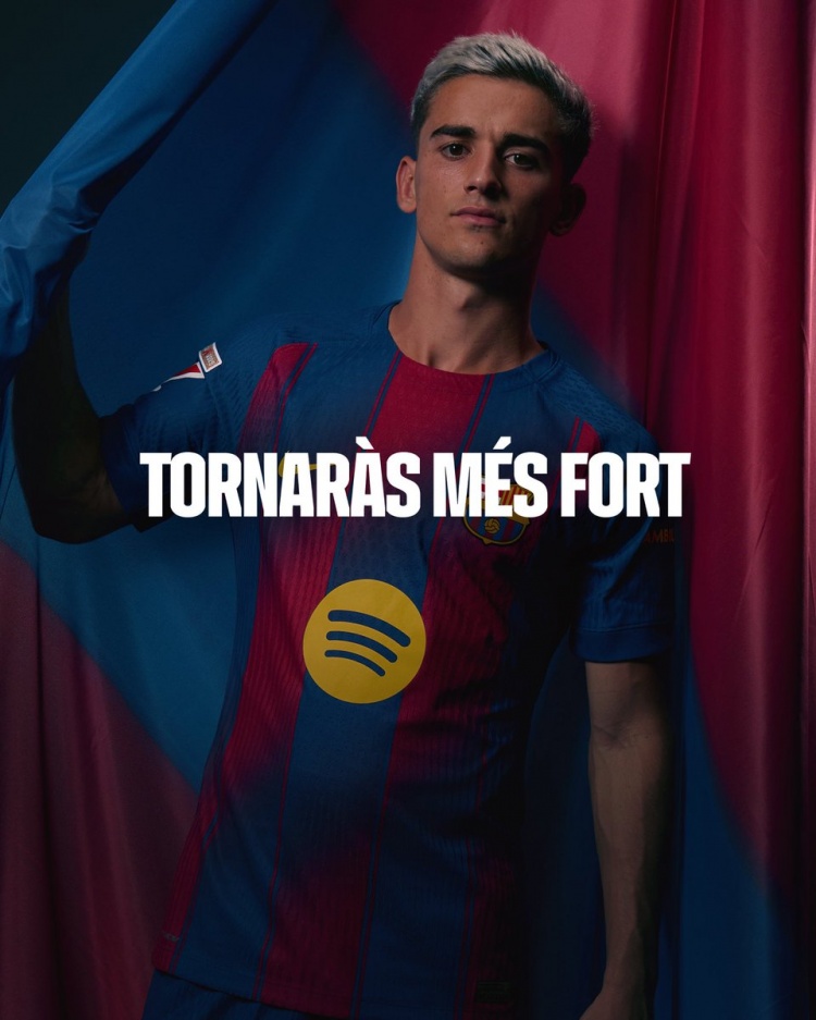 傷缺4到5個(gè)月！巴薩曬海報(bào)支持加維：永遠(yuǎn)與你同在，加維????