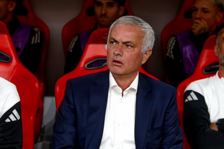 土耳其舊將：穆里尼奧吃里扒外，歐冠附加賽開始前就和本菲卡碰頭