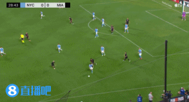 差點一條龍！紐約城前鋒連過邁阿密國際后防兩人，打門擊中立柱！