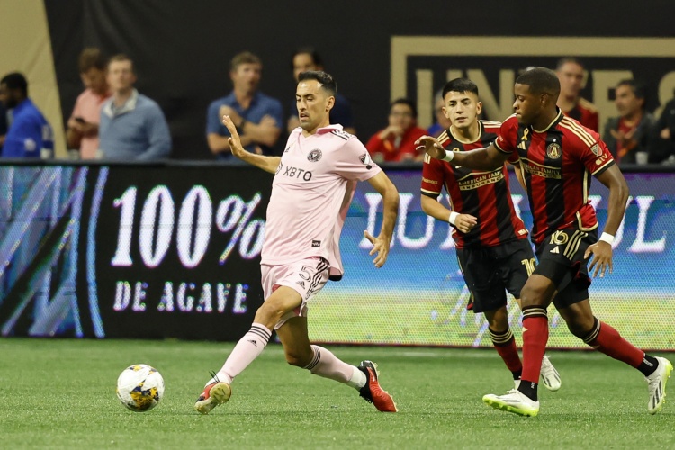 邁阿密國(guó)際為布斯克茨送祝福：他被認(rèn)為是足球史上最偉大中場(chǎng)之一