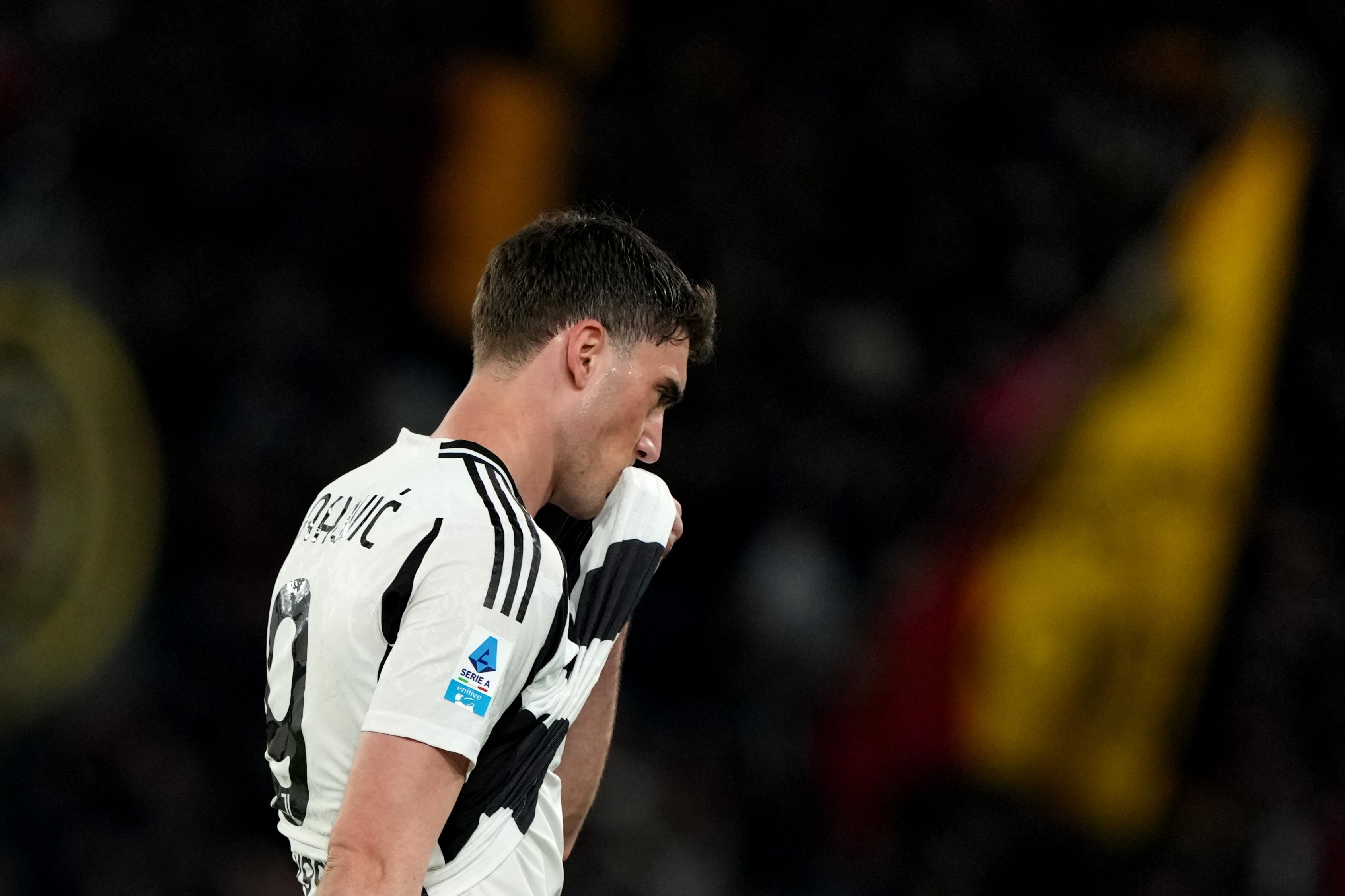 記者：弗拉霍維奇合同明夏到期預(yù)計(jì)尤文不會(huì)續(xù)約，拜仁有意引進(jìn)