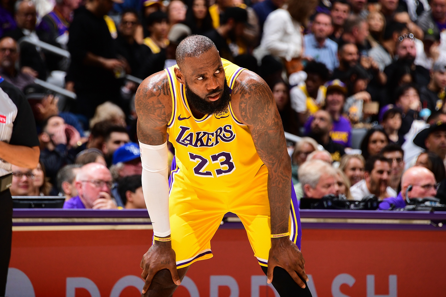 23年頭一遭！本賽季是詹姆斯生涯首次背負“打完就到期”的合同