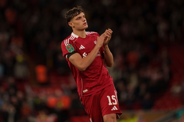 記者：本希望萊奧尼先在意甲豪門(mén)踢球 能與范迪克搭檔是巨大機(jī)會(huì)