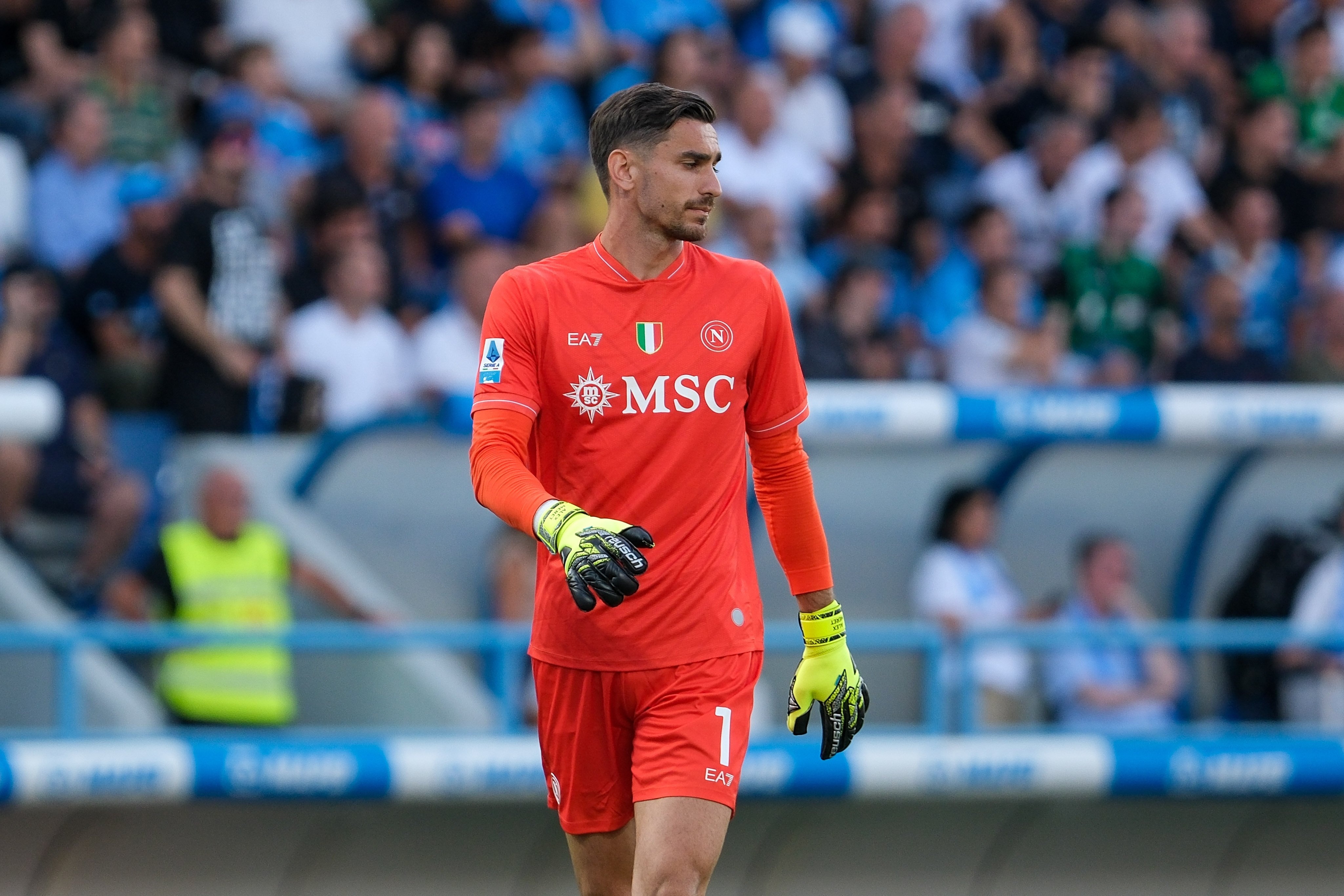 全市場(chǎng)：國(guó)米為索默找接班人，有意卡普里萊和梅雷特