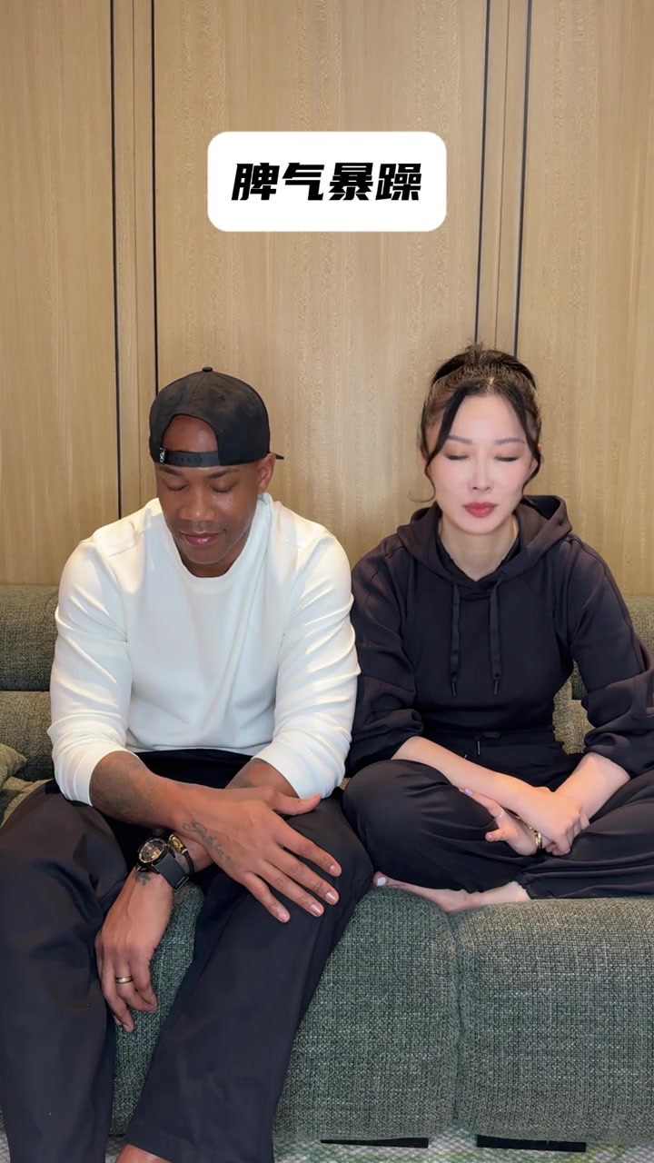 兩口子激烈爭辯！馬布里：做飯肯定不屬于家務(wù)啊 我說錯了嗎