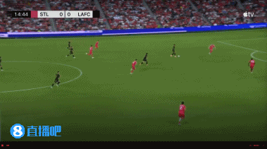 射手榜緊追梅西！洛杉磯FC前鋒博安加遠(yuǎn)射破門(mén)，對(duì)手回傳失誤送禮