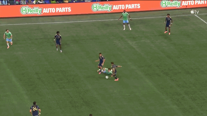 3分鐘3球！穆勒送助攻溫哥華先下一城，隨后西雅圖1分鐘2球反超