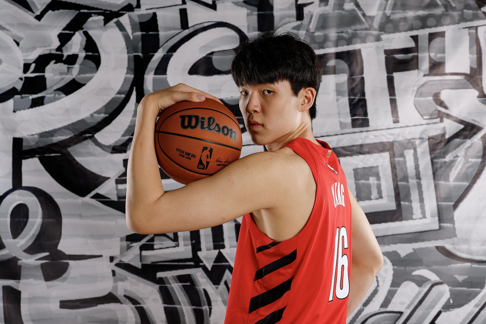 隊(duì)記：不要給楊瀚森太多壓力 初來(lái)乍到就表現(xiàn)掙扎對(duì)他沒(méi)好處