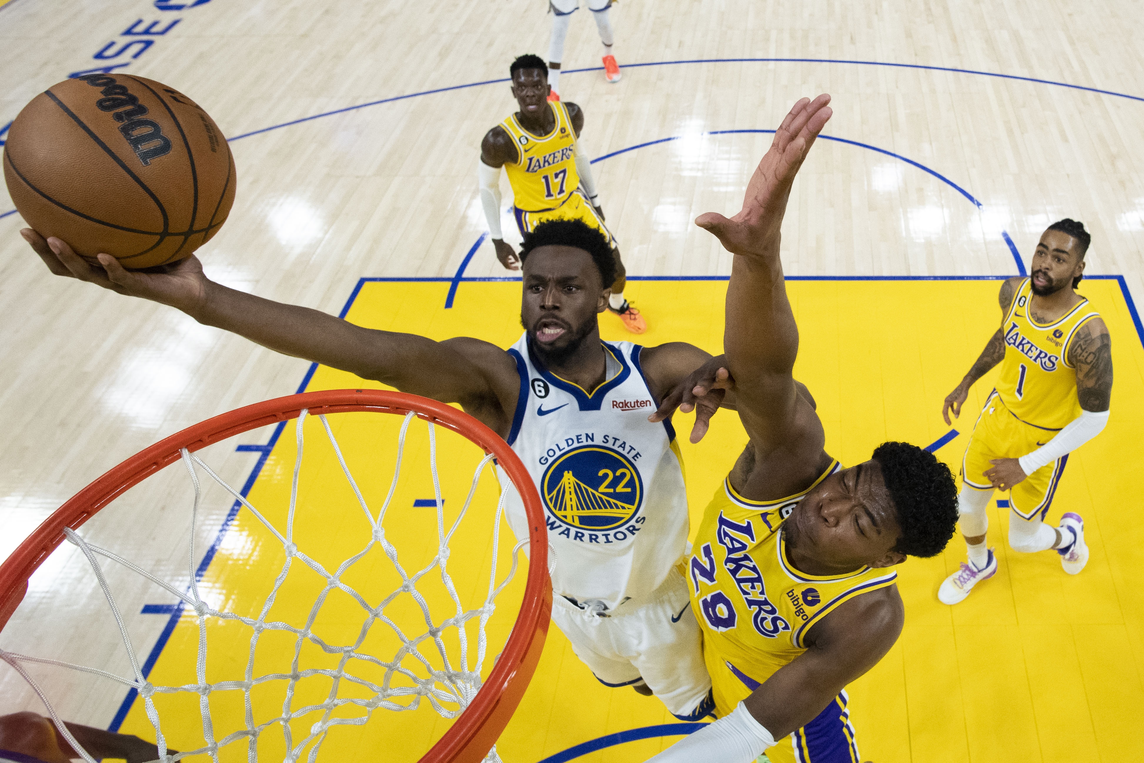 Buha猜測：湖人正在用八村塁的續(xù)約談判施壓熱火盡快交易維金斯