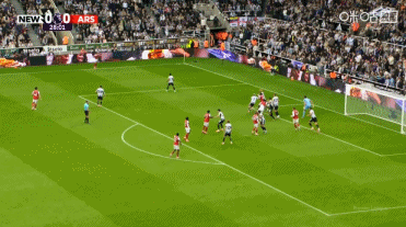 這也不進(jìn)！埃澤再轟凌空斬，波普又是神撲！