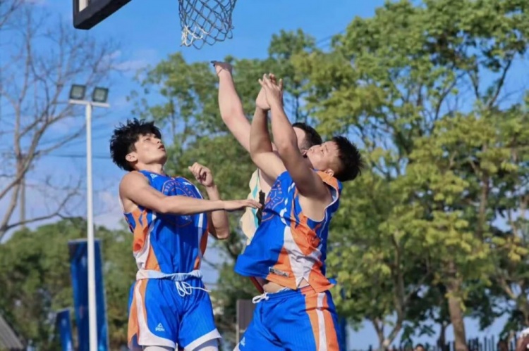 2025 FIBA Open 3x3“節(jié)氣小鎮(zhèn)杯”上海市三籃公開(kāi)賽決賽落幕