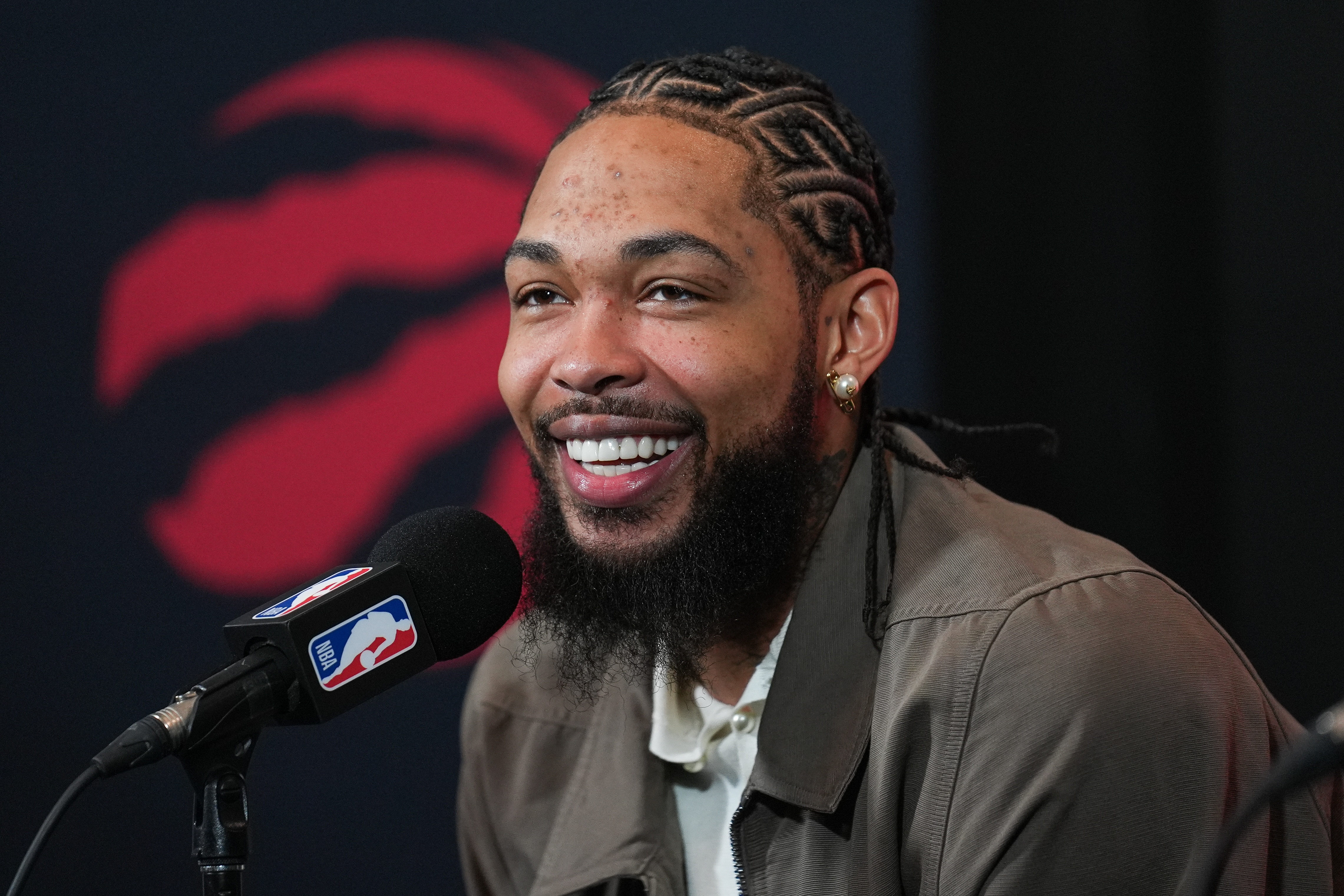 英格拉姆：猛龍的球迷很熱情 主場(chǎng)座無(wú)虛席 和鵜鶘情況不同