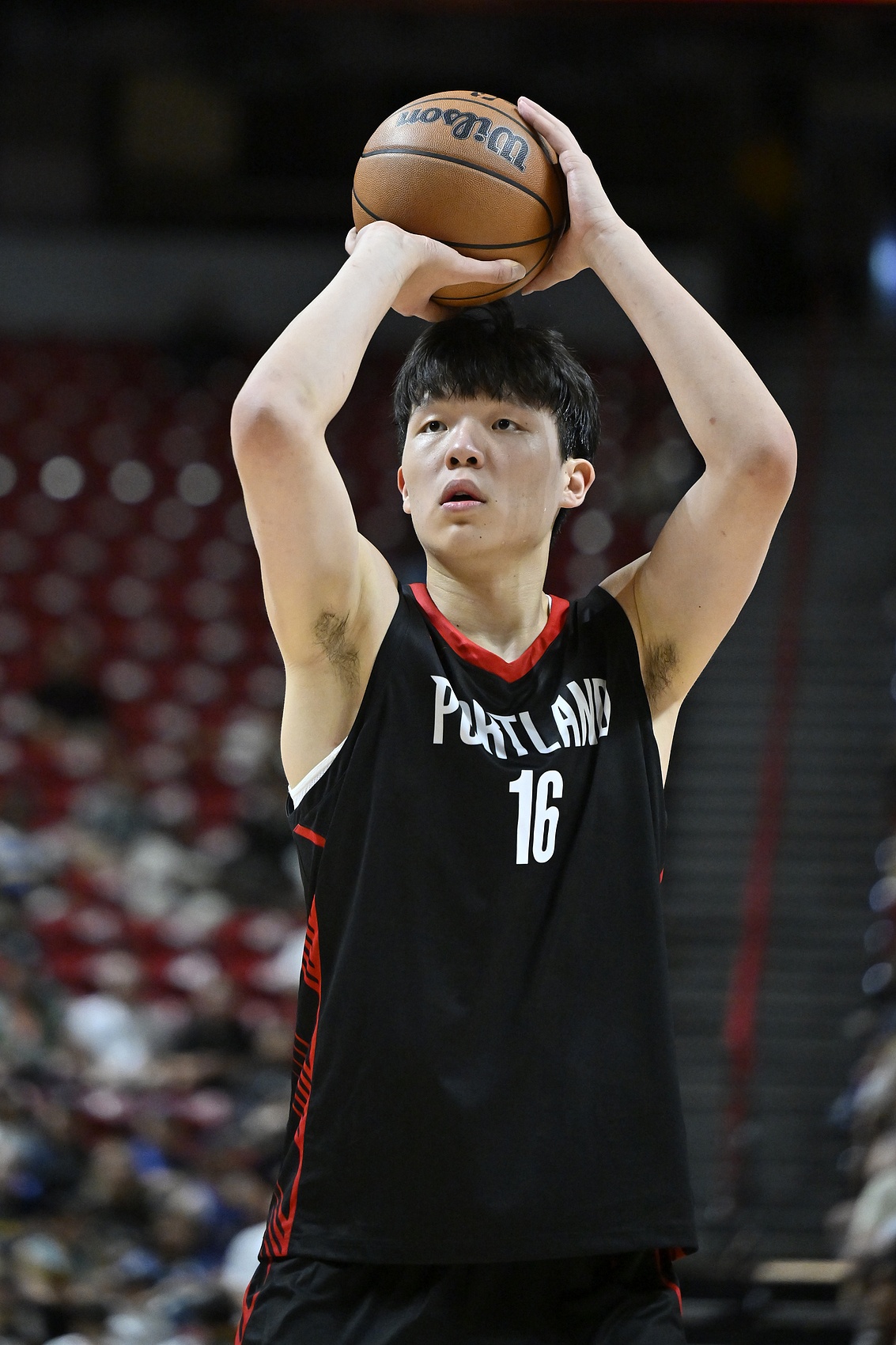 楊瀚森：我看的首場NBA是2016騎勇?lián)屍?當(dāng)時我才10歲感覺很無聊