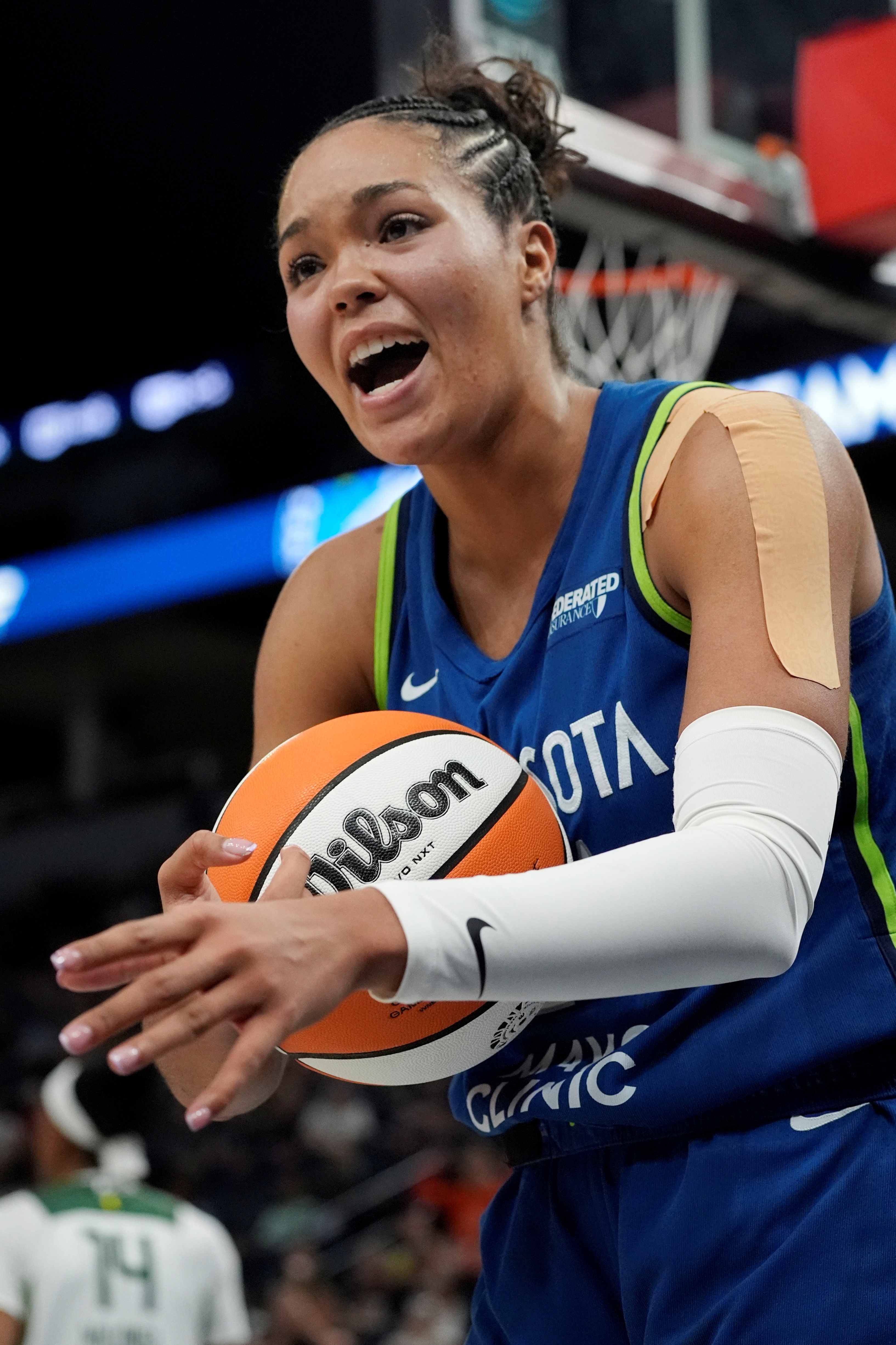 意難平！明尼蘇達(dá)山貓常規(guī)賽34-10傲視聯(lián)盟 季后賽連傷主將遭淘汰