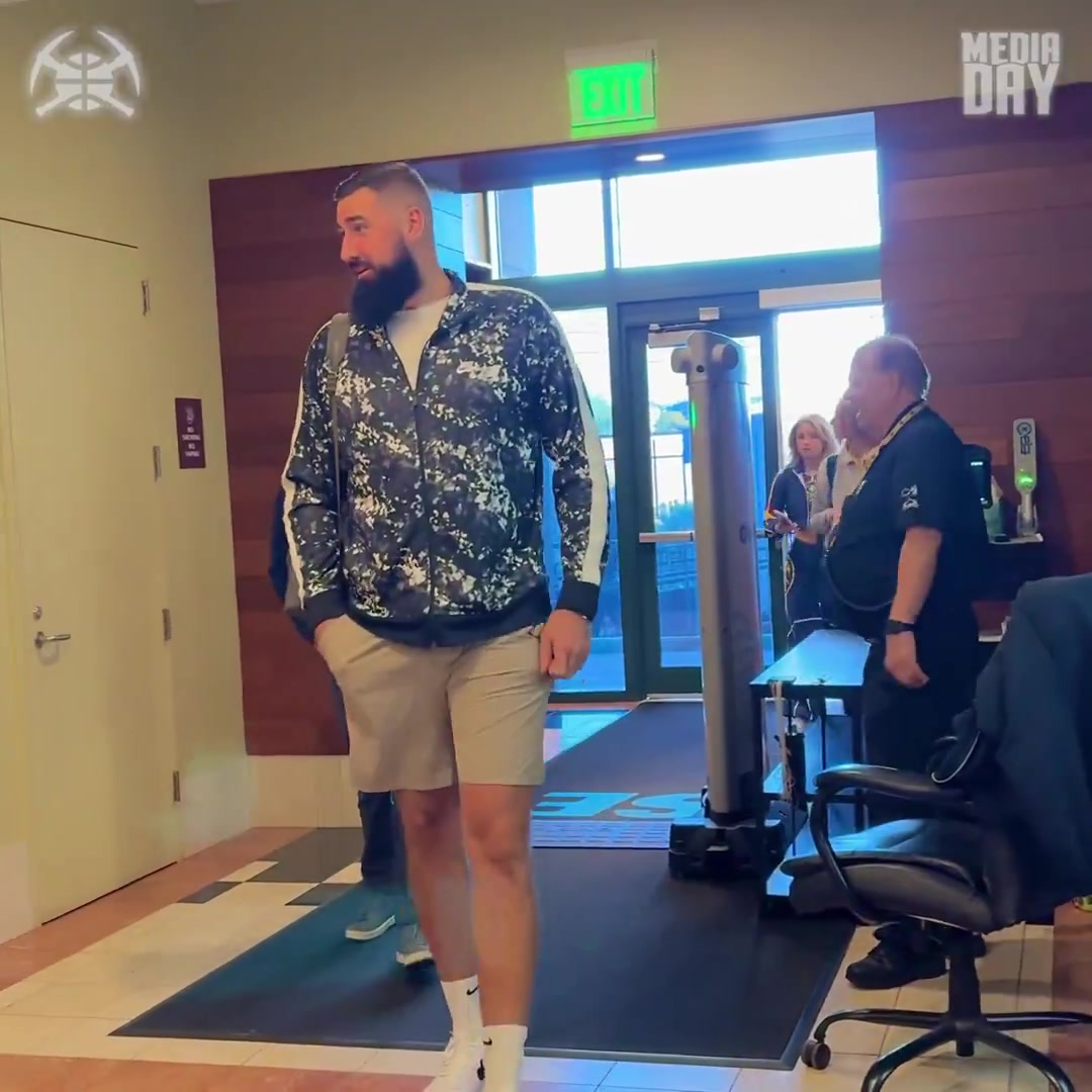 約老師替補就位！掘金官方曬視頻：瓦蘭丘納斯抵達丹佛