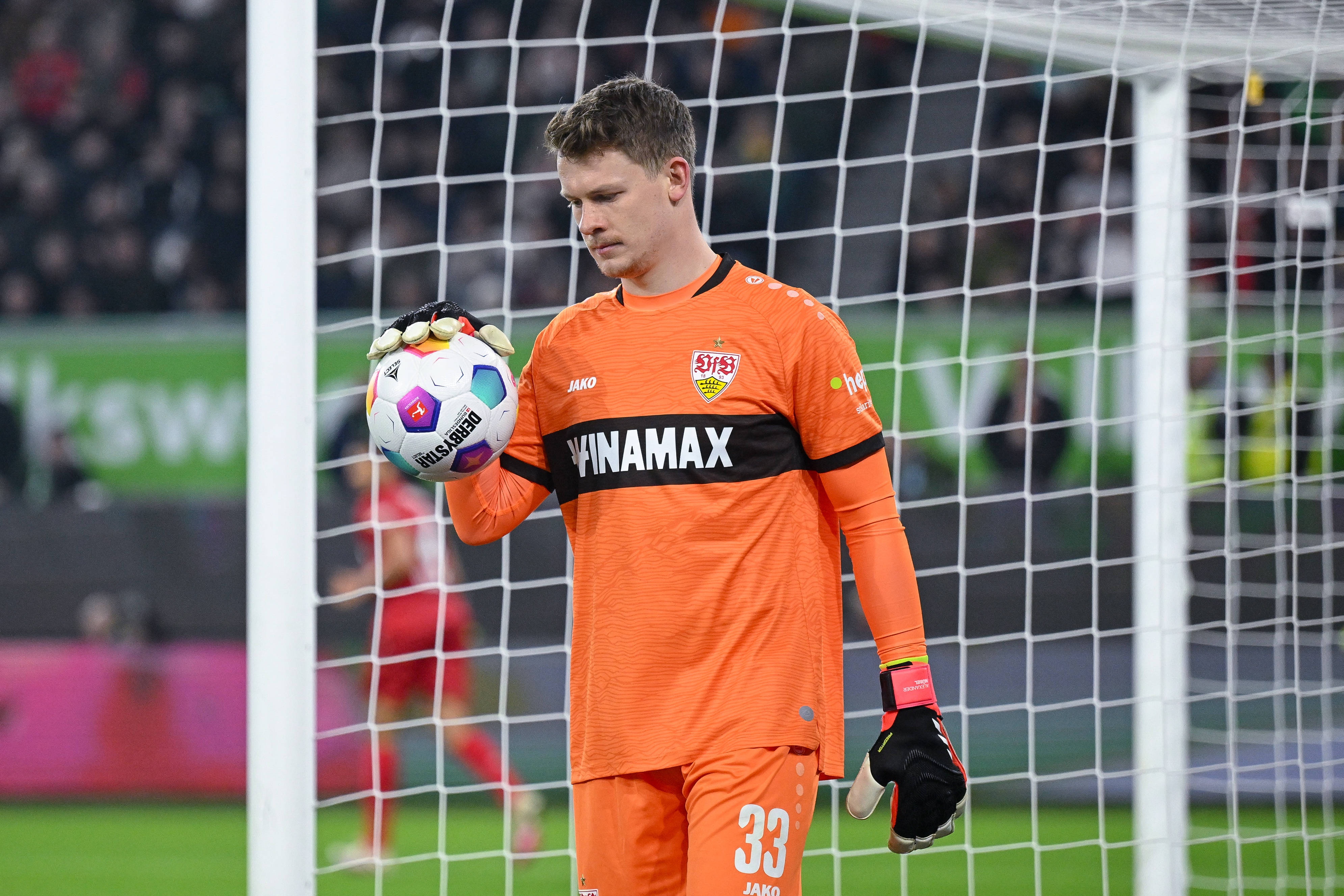 努貝爾談未來：現(xiàn)在還早，我與拜仁還有合同，但在斯圖加特很開心