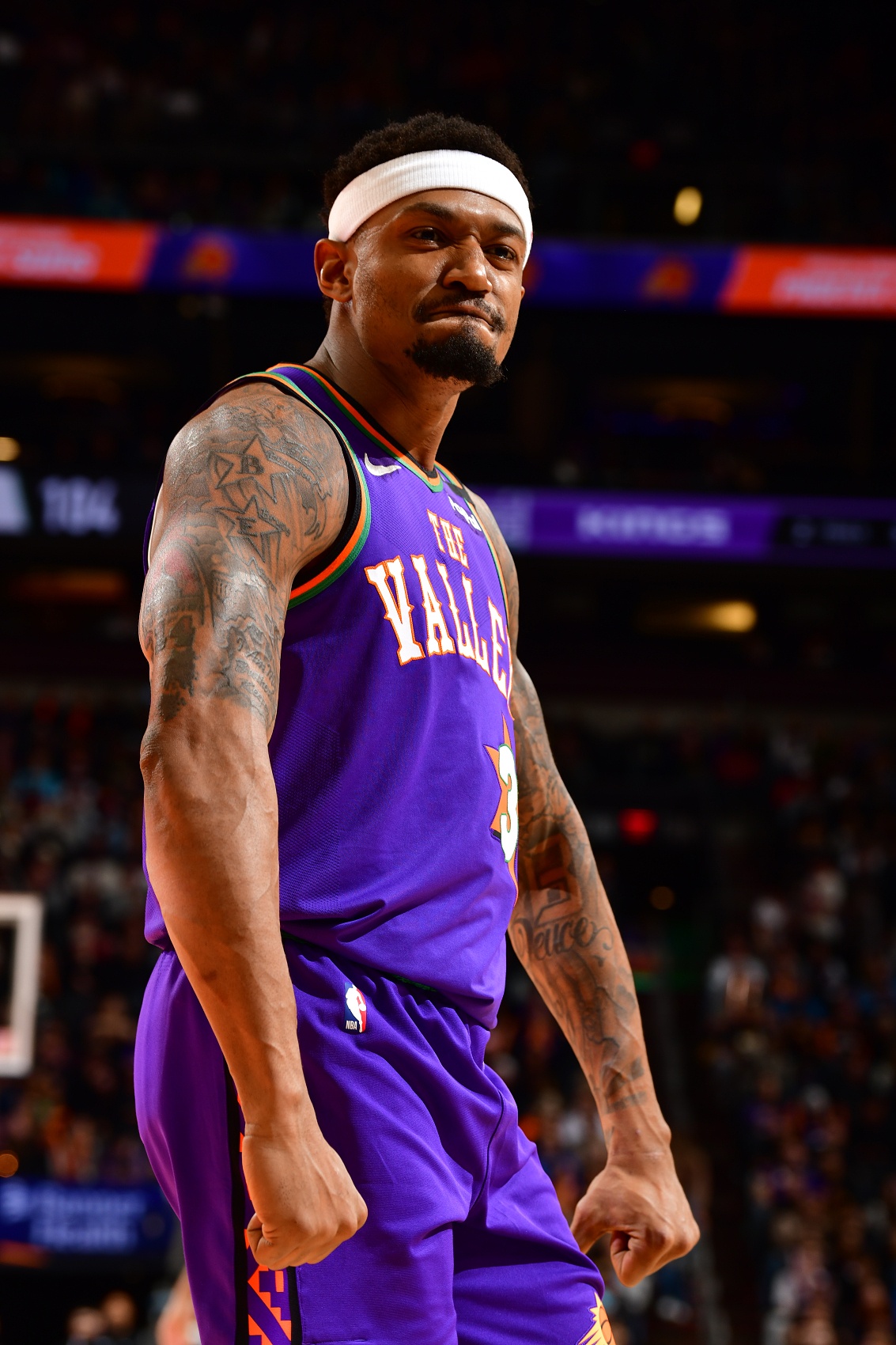 比爾：右膝仍然有炎癥 上賽季曾試圖帶傷上陣&現(xiàn)在感覺良好