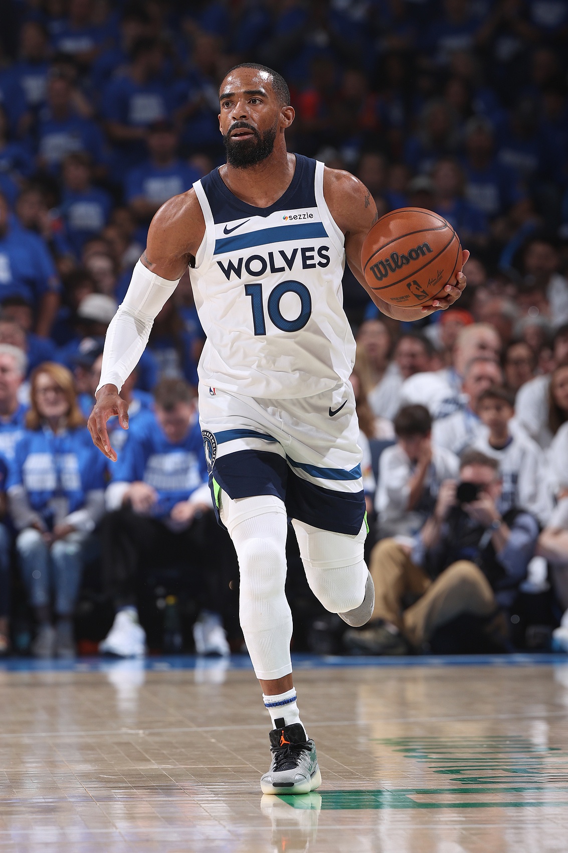 上場時間減少如何更高效？康利：有球在手最關鍵 不投籃也無礙