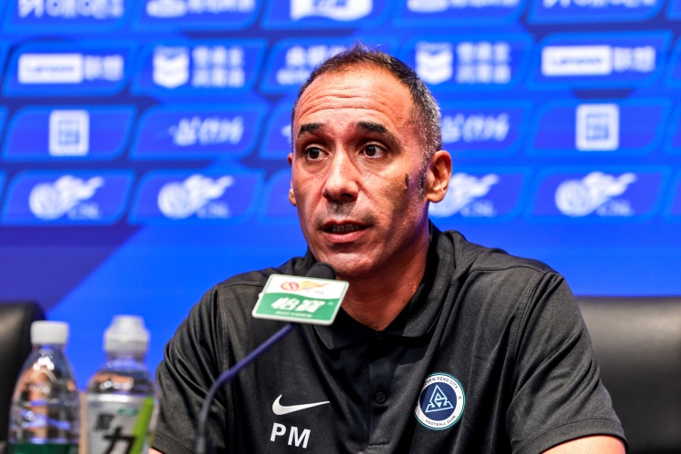 上任不到3個月！深圳新鵬城官方：穆尼奧斯下課，陳濤任代理主帥