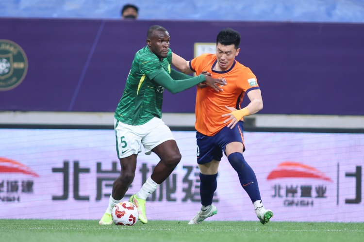 記者：馮伯元不會(huì)隨海牛出征梅州，他將代表南京隊(duì)參加蘇超