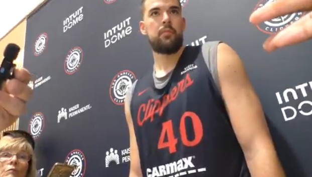 祖巴茨：休賽期減重八磅左右 現(xiàn)在感覺身體輕盈力量更強！