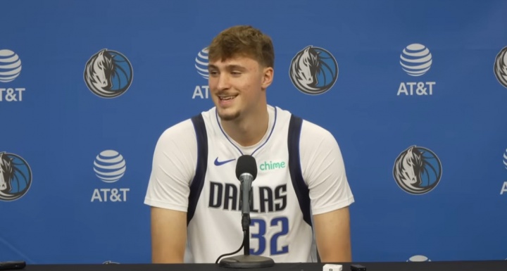 弗拉格：我叫隊(duì)內(nèi)所有人大叔 想讓他們覺得自己很老??