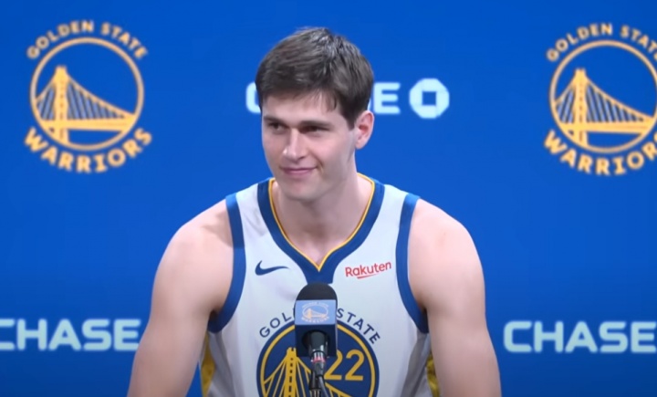 現(xiàn)在感覺有多緊張？發(fā)布會(huì)上的圖希：感覺像做錯(cuò)事要道歉的大明星