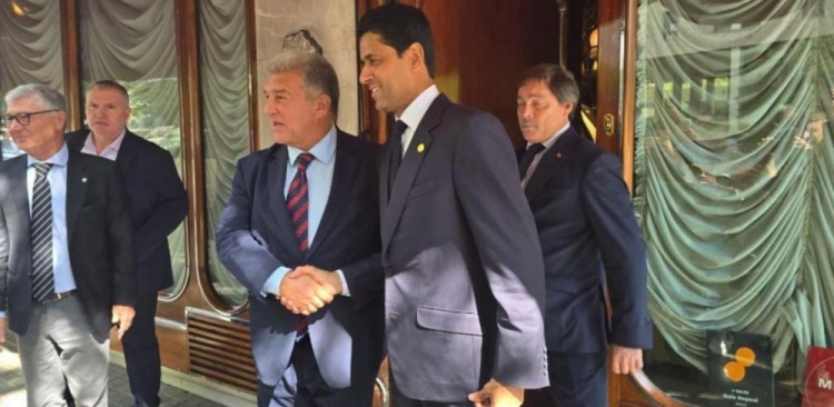 世體：俱樂部之間關系明顯好轉，拉波爾塔和納賽爾賽前共進午餐