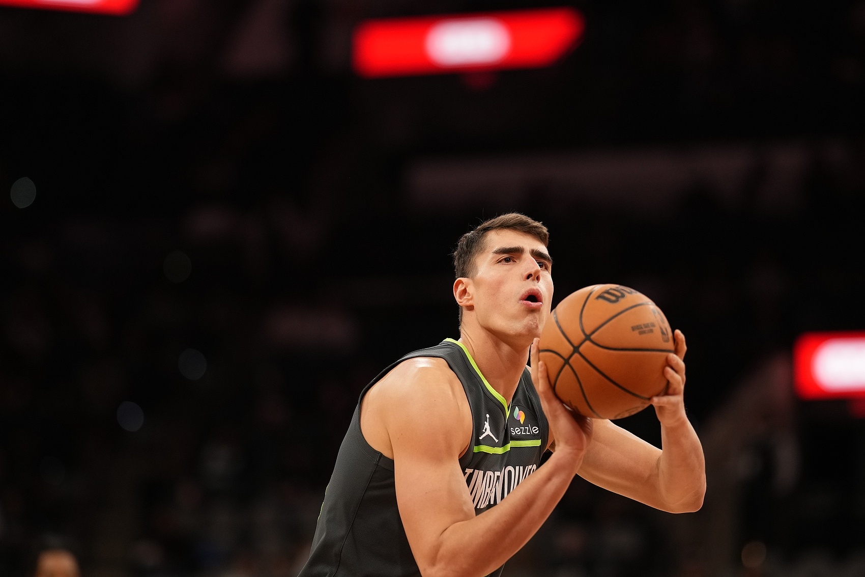 加爾扎：無論和布朗還是西蒙斯搭檔 我首要任務(wù)掩護創(chuàng)造空位機會