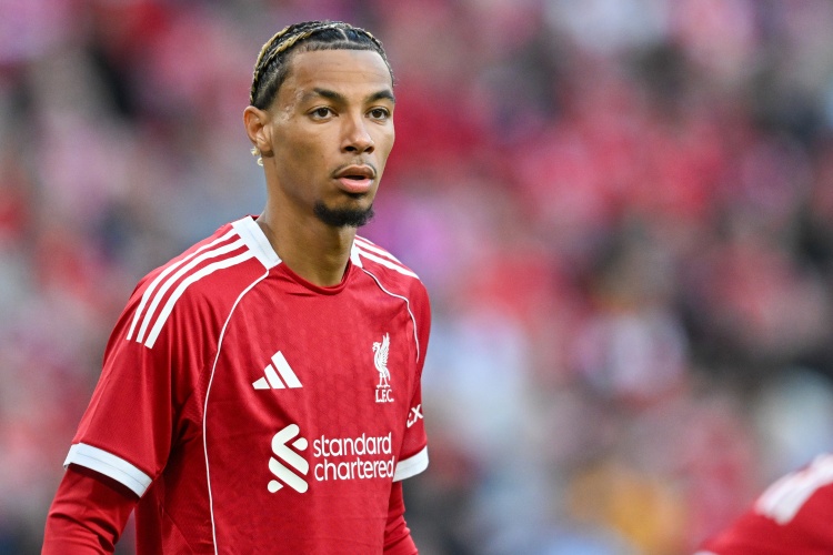 斯洛特談?；倏耍核f沒法堅持比賽，能否出戰(zhàn)切爾西還要再看看