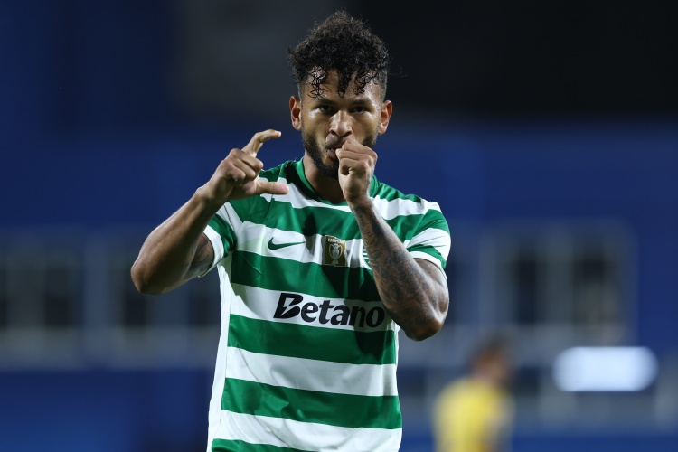 身價暴漲1400萬！葡體前鋒蘇亞雷斯目前5球2助，此前世預(yù)賽大四喜