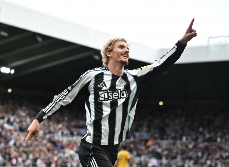 漸入佳境！23歲沃爾特馬德6場(chǎng)3球坐穩(wěn)主力，9000萬(wàn)高價(jià)德國(guó)大中鋒