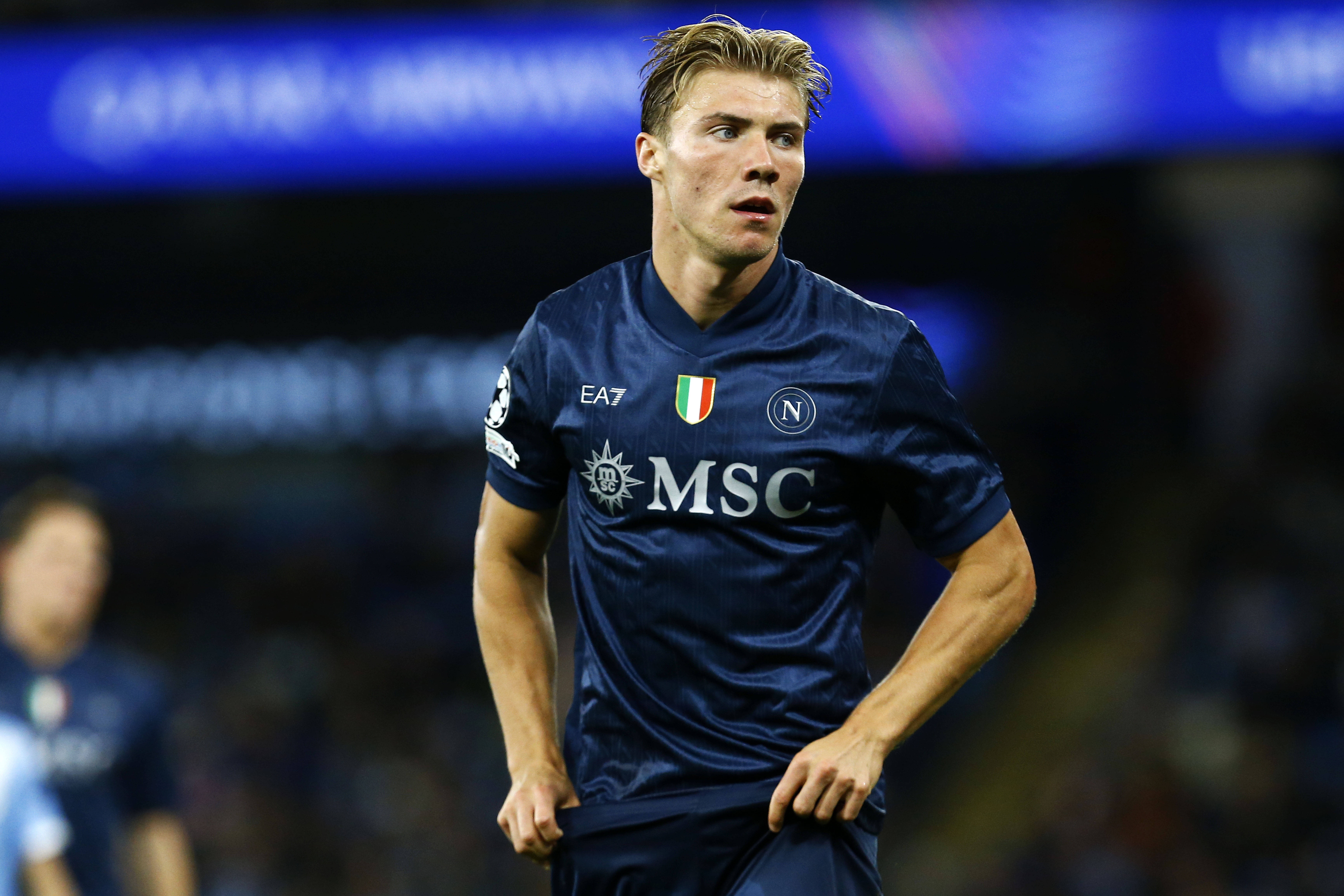 全市場：霍伊倫沒用慣用腳就打進3球，也許英格蘭球迷已在懷念他